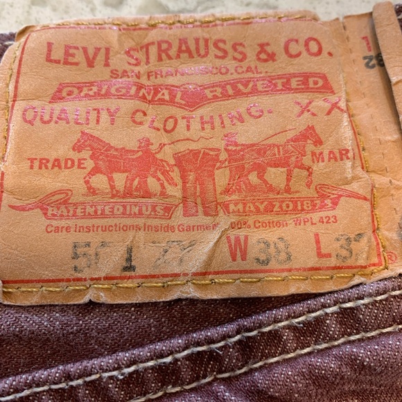 Levi’s 501 Shrink to Fit Jeans - Picture 3 of 4
